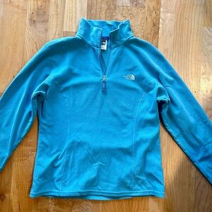 Northface women’s size large fleece quarter zip pullover.